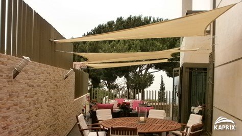 triangle shade sail